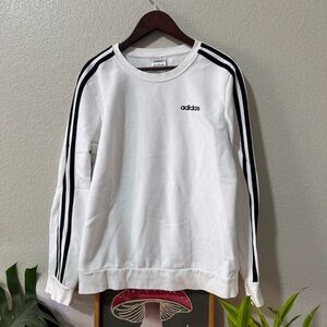 ✨4 for $15✨ Adidas Classic White Crewneck with Black Accents